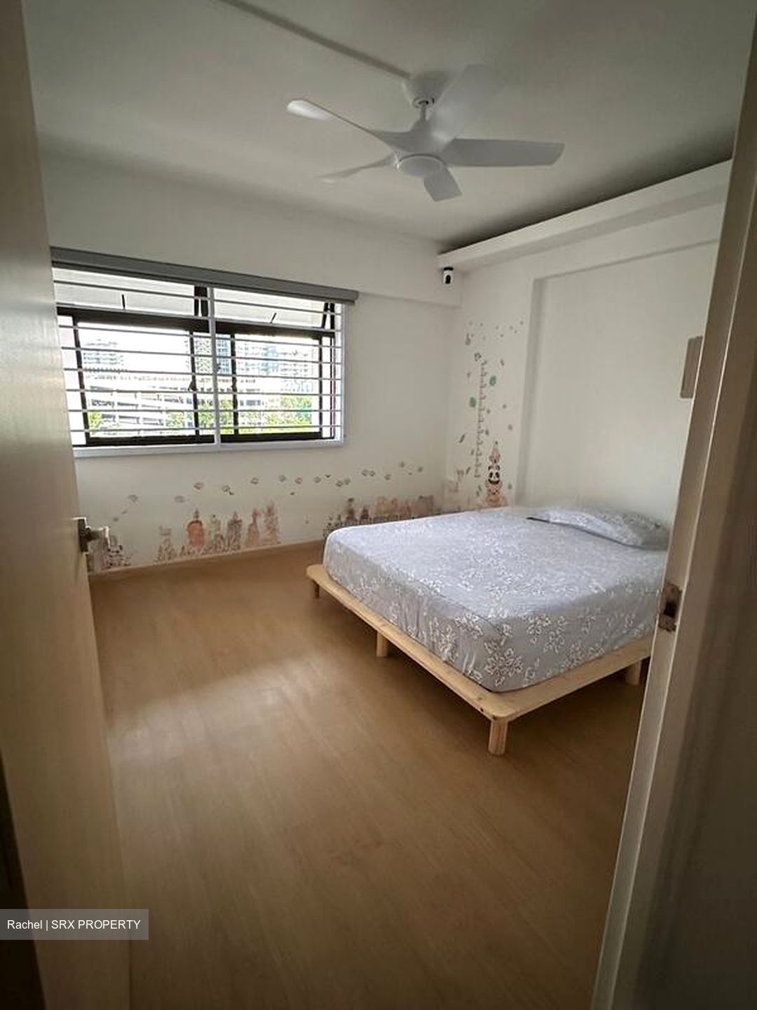 Blk 285C Toh Guan Road (Jurong East), HDB Executive #462604021